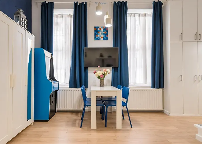 Happy Home Blue
